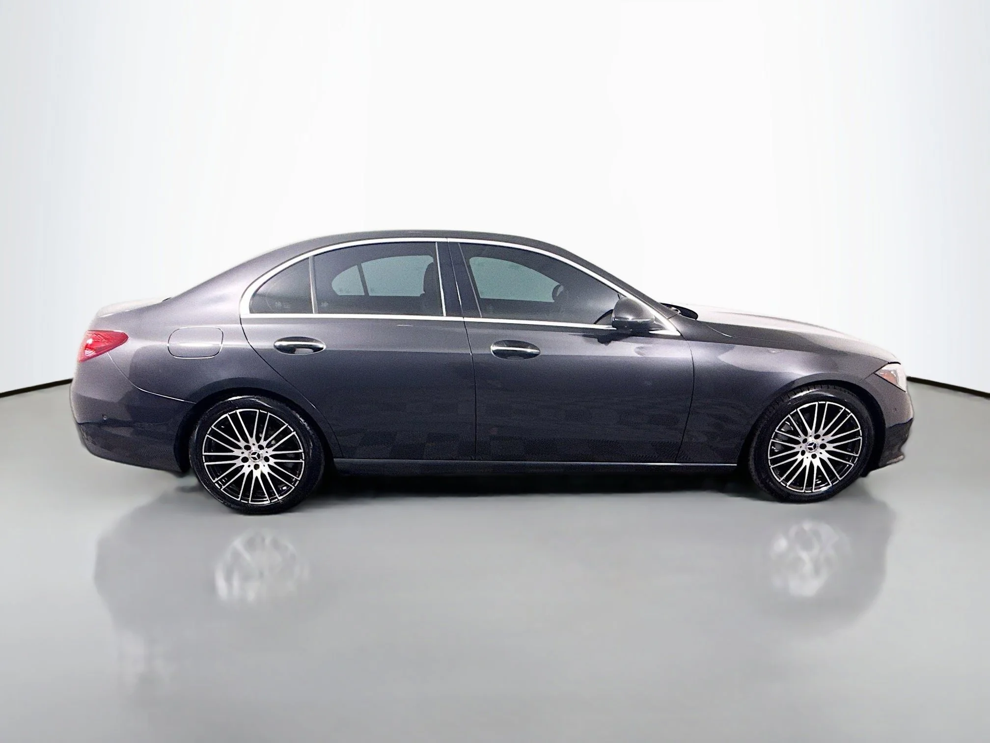Used 2022 Graphite Gray Metallic Mercedes-Benz C 300 image 8