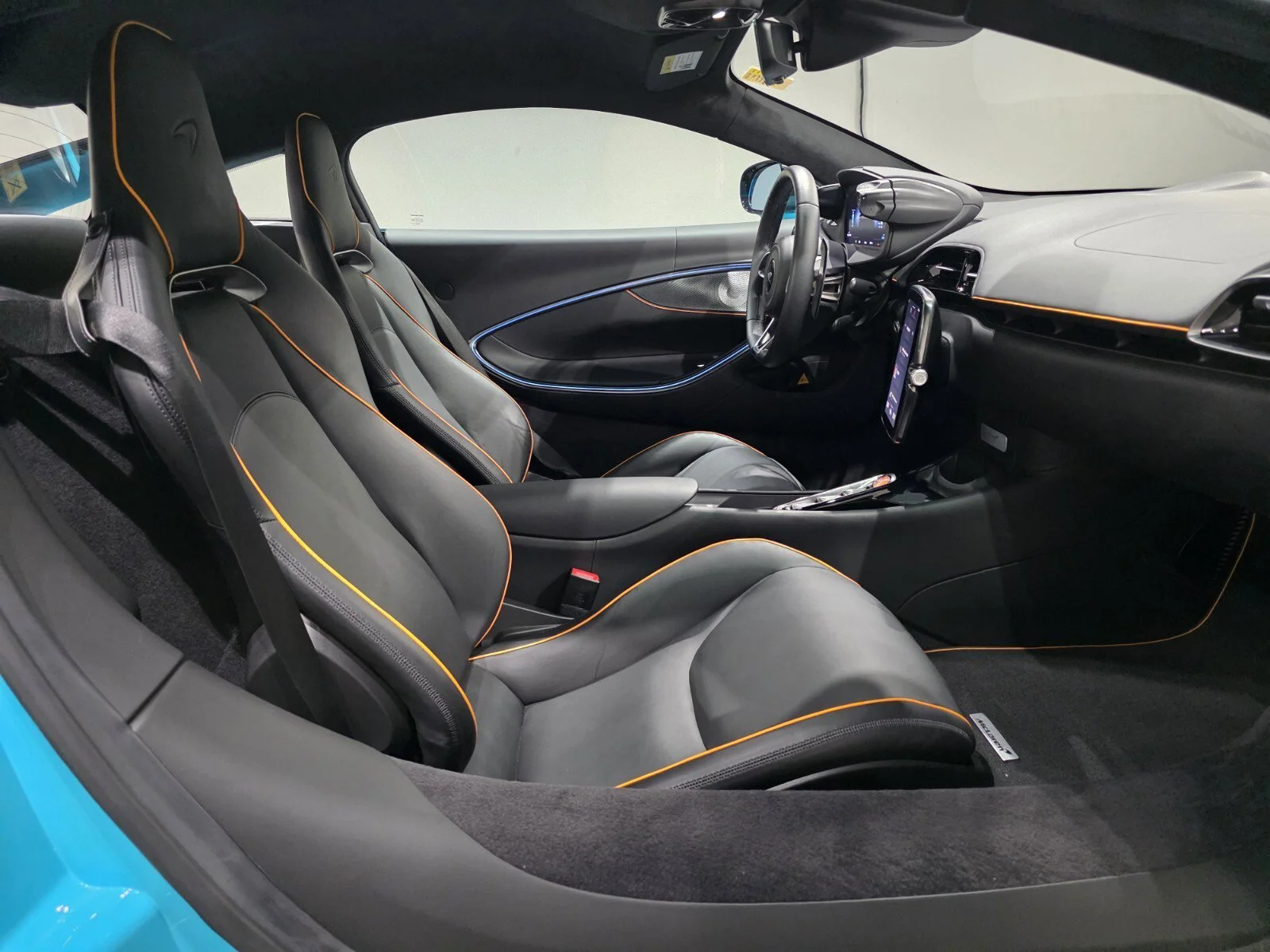 Used 2025 MSO Tokyo Cyan McLaren TechLux Coupe image 16