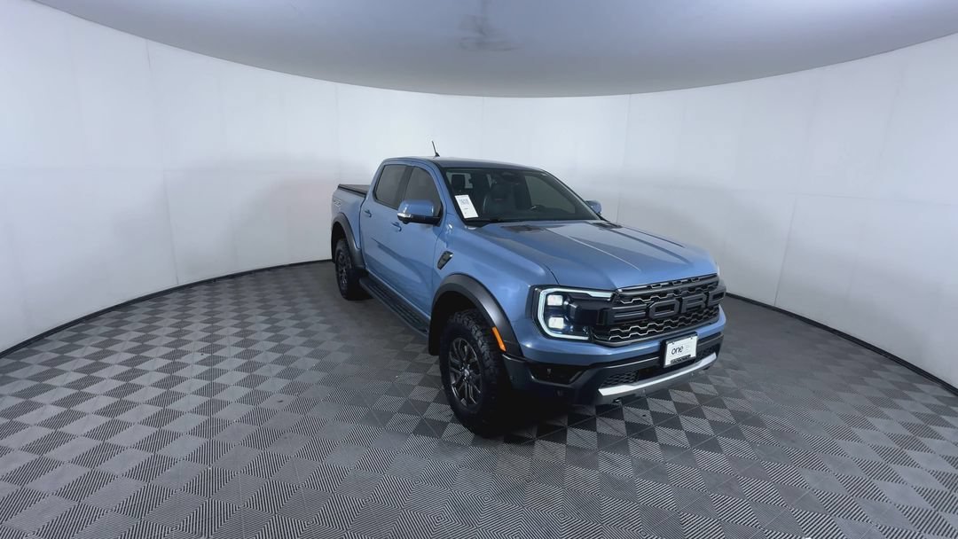 Used 2024  Ford Raptor image 2