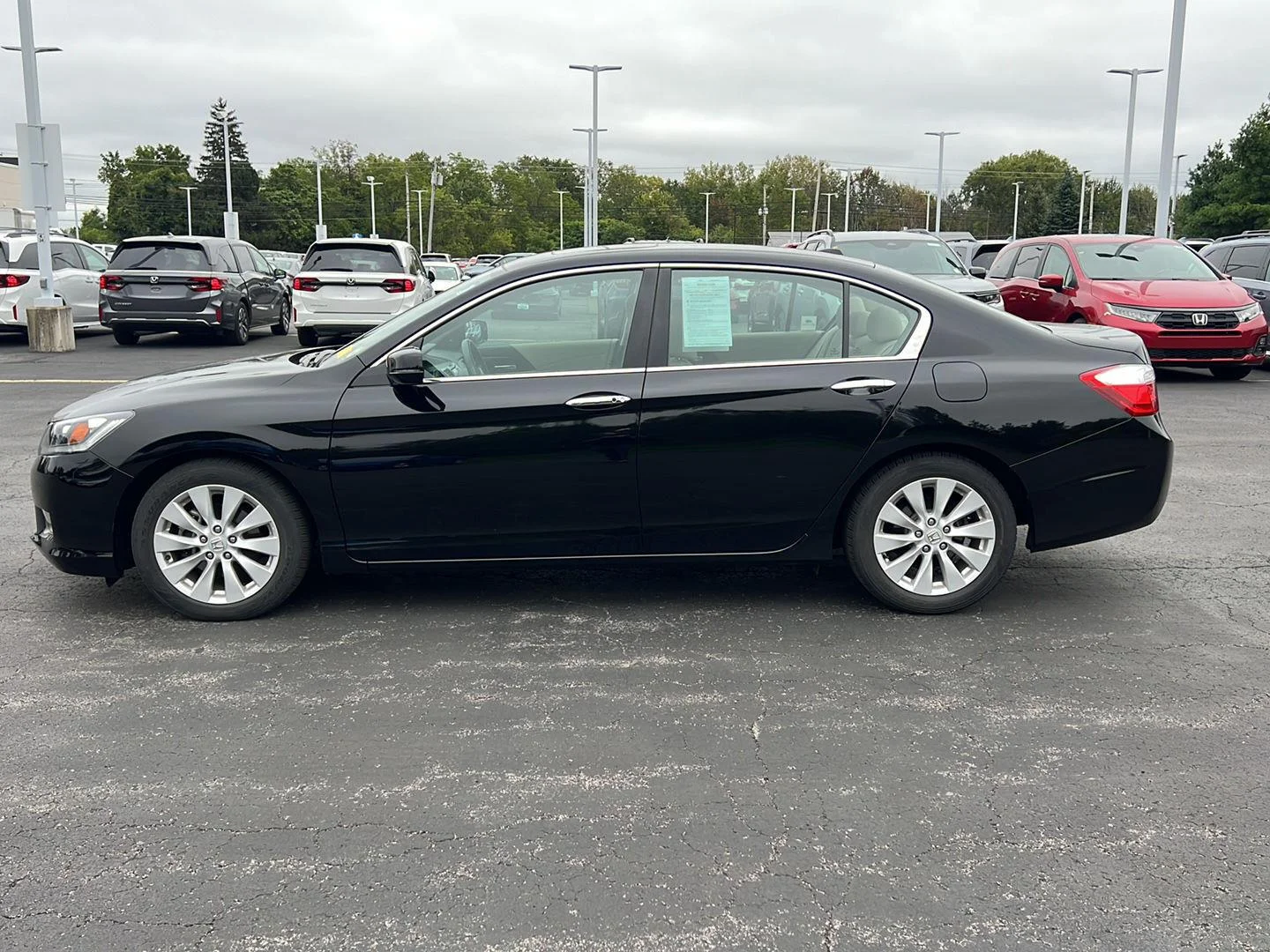 Used 2015  Honda EX-L image 12