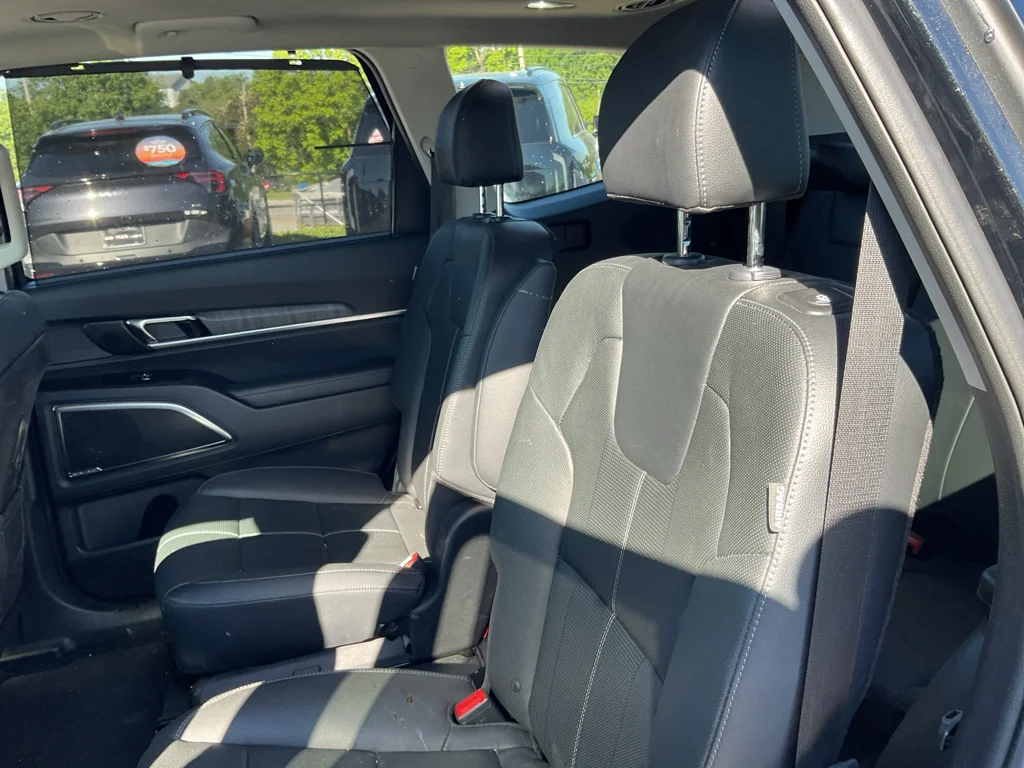 Used 2024 Ebony Black Kia SX image 18