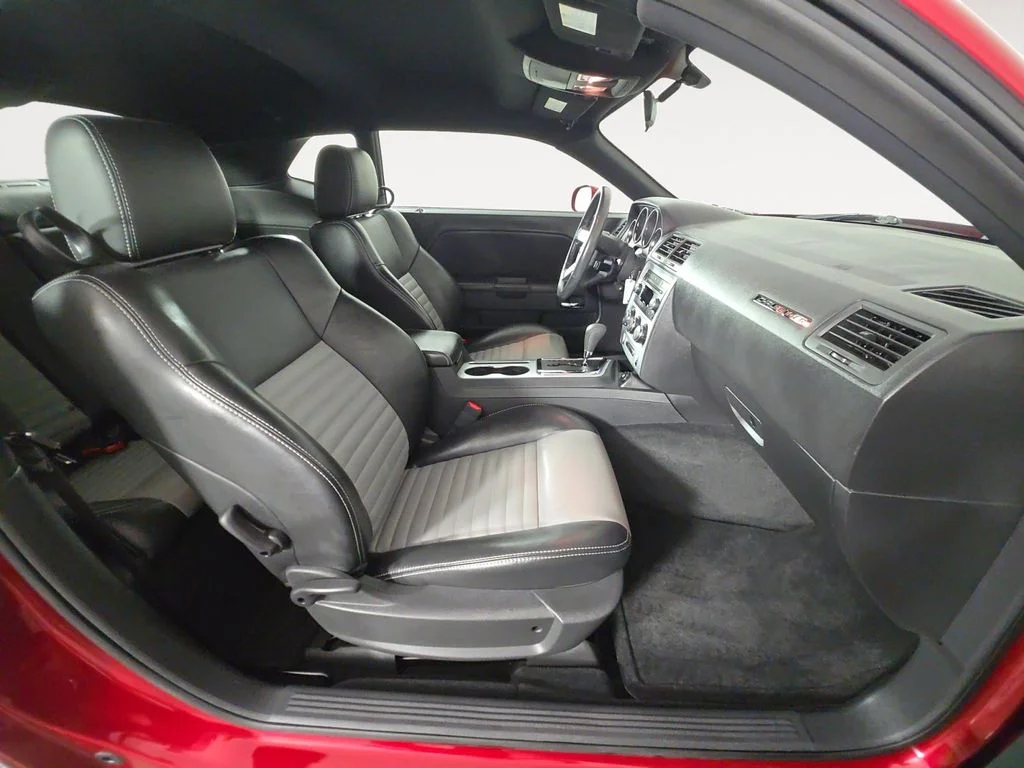 Used 2009 Red Dodge SE image 15