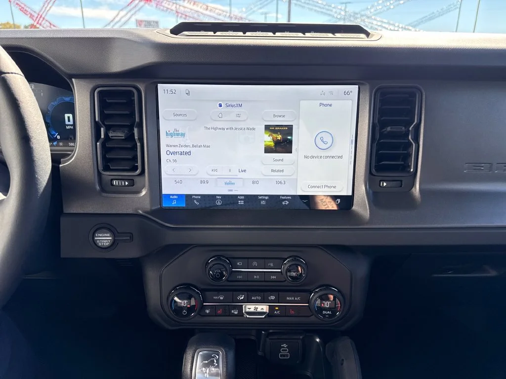 New 2026 Velocity Blue Metallic Ford Badlands® image 22
