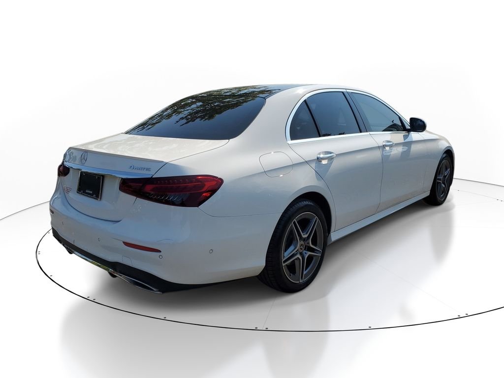 Used 2022 Polar White Mercedes-Benz E350 4MATIC® image 4