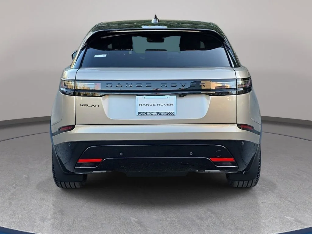 New 2026 Batumi Gold LAND ROVER Dynamic SE image 6
