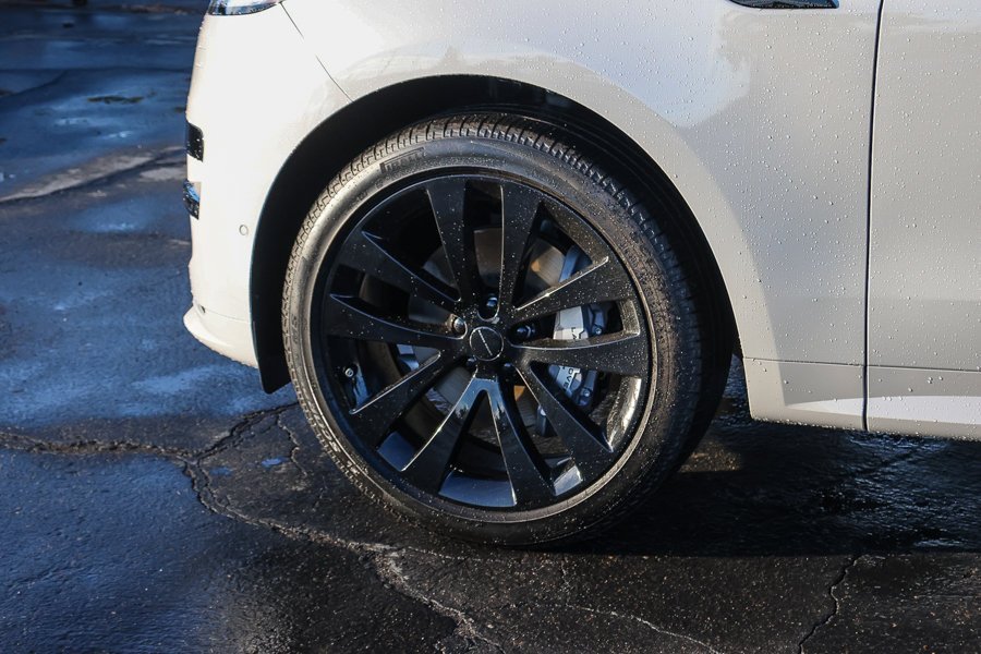 New 2026 Borasco Grey LAND ROVER Dynamic SE image 9