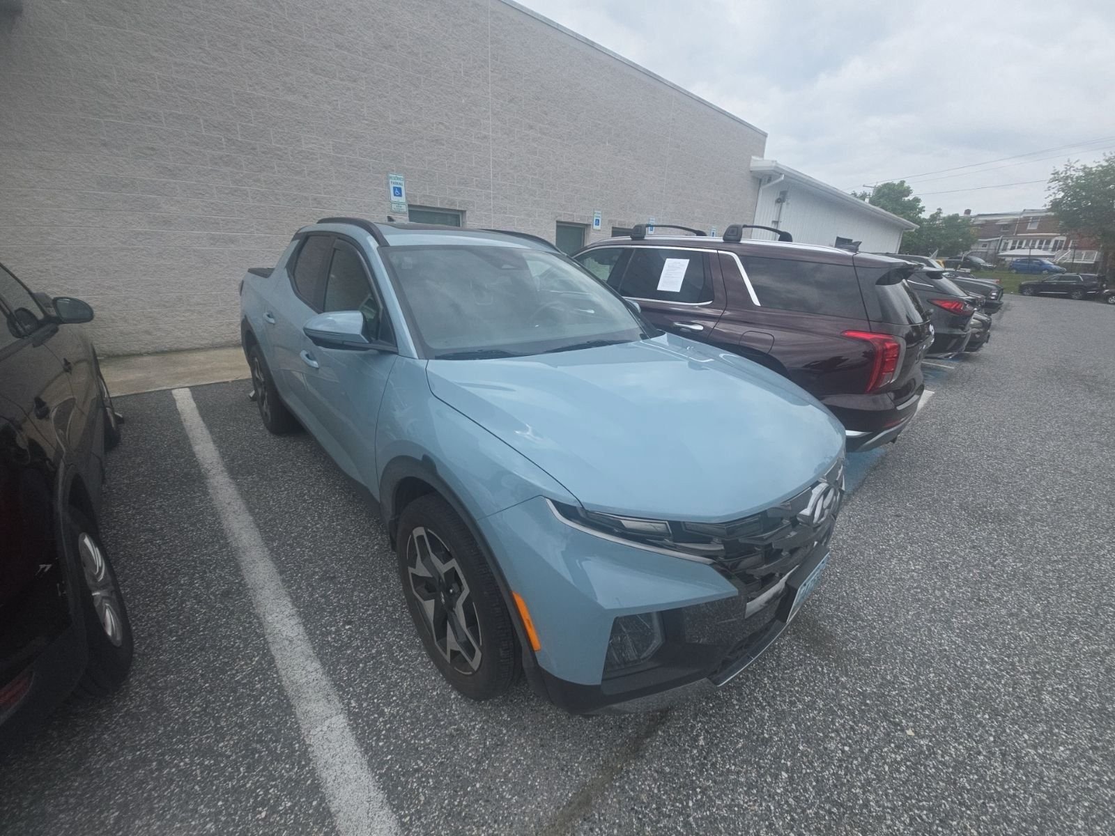Used 2023 Blue Hyundai Limited image 3