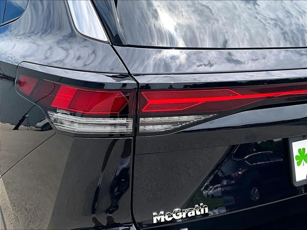 New 2026 Black Volkswagen 2.0T SE image 22