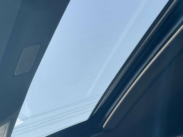 2023 Lexus ES 350 - Photo 13