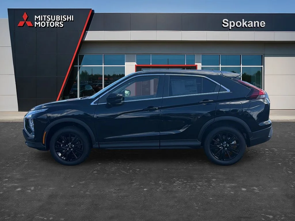 New 2026 Labrador Black Pearl Mitsubishi LE image 4