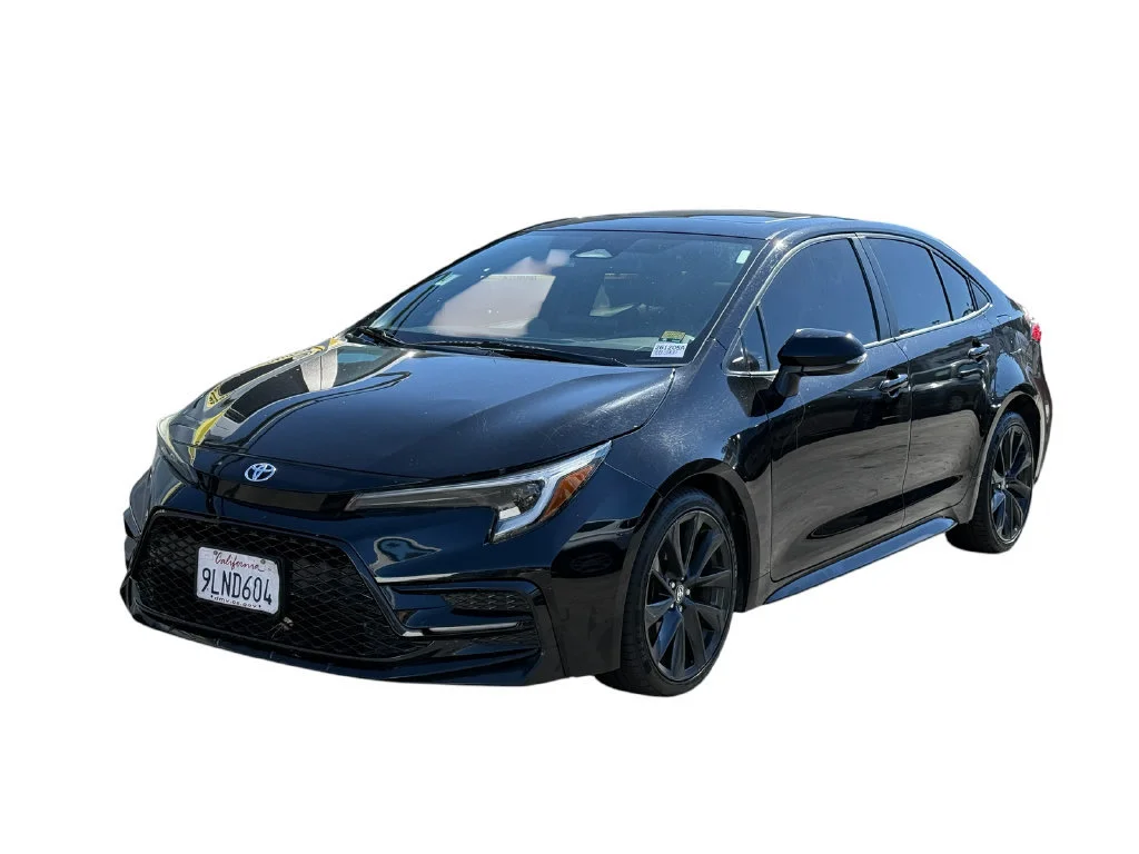 Used 2024  Toyota SE image 11