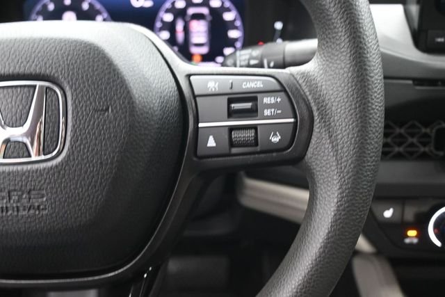 Used 2024 White Honda EX image 3