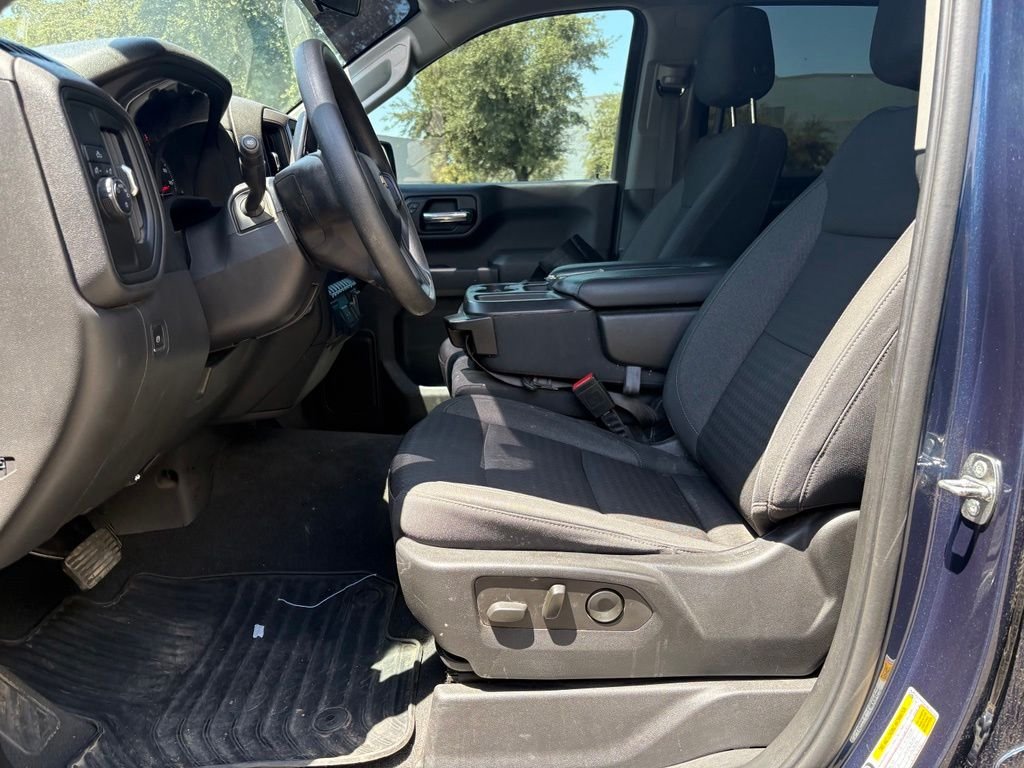 Used 2022 Blue Chevrolet Custom image 9