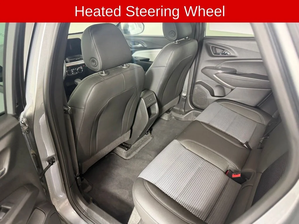 Used 2025 Gray Chevrolet LT image 15