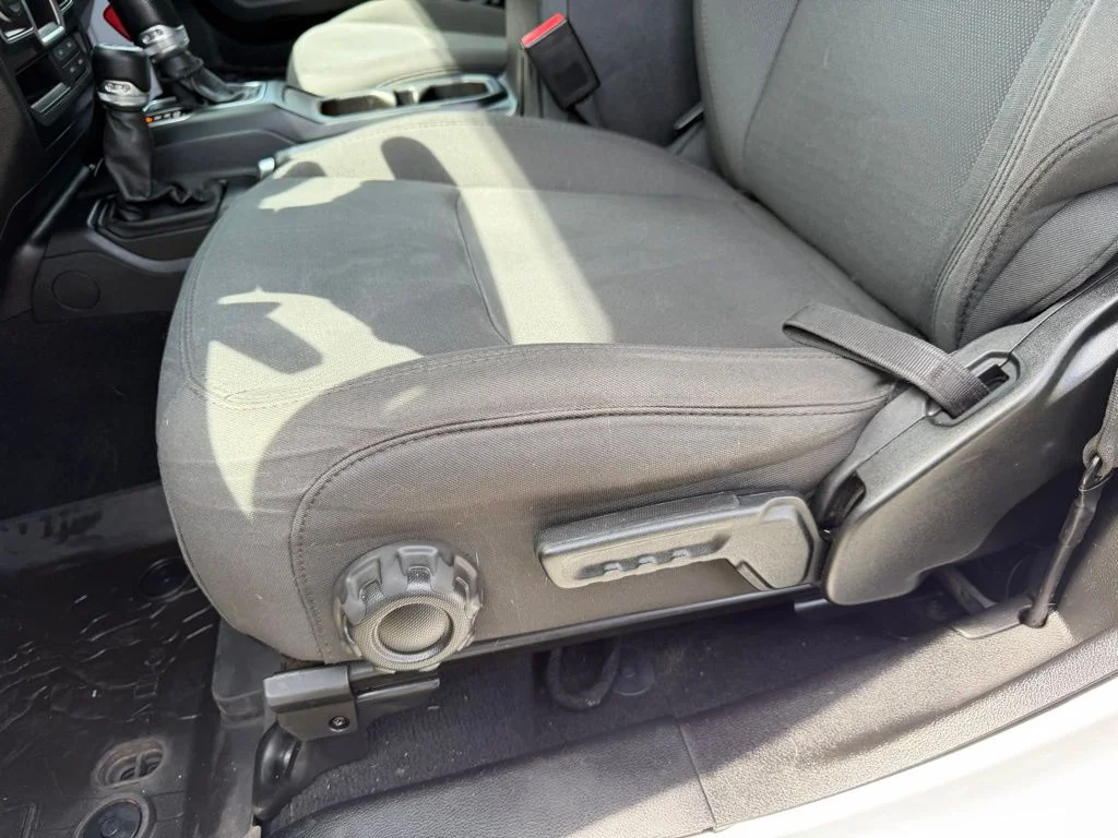 Used 2023 White/off-white Jeep Willys image 14