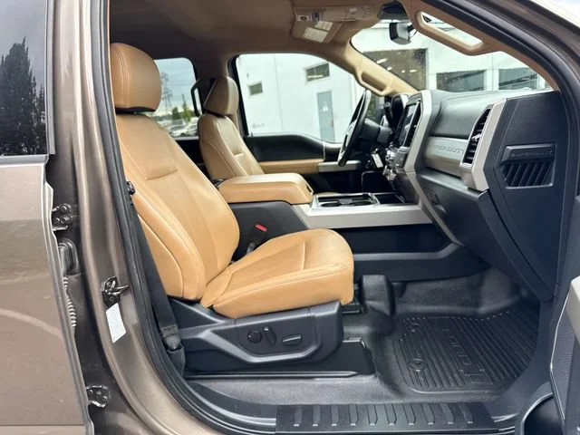 Used 2022 Brown Metallic Ford LARIAT image 9