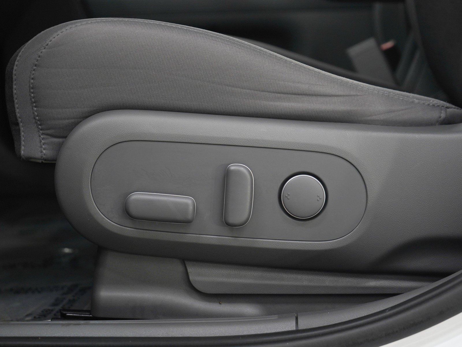 2024 Hyundai IONIQ 5 SEL - Photo 20