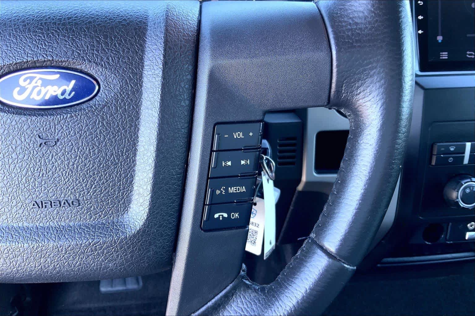 Used 2012 Dark Blue Pearl Metallic Ford XLT image 21