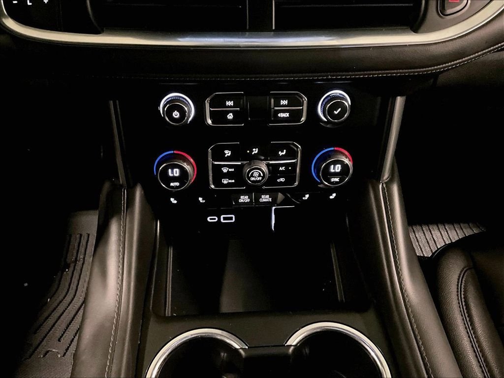 Used 2023 Gray Chevrolet LT image 27