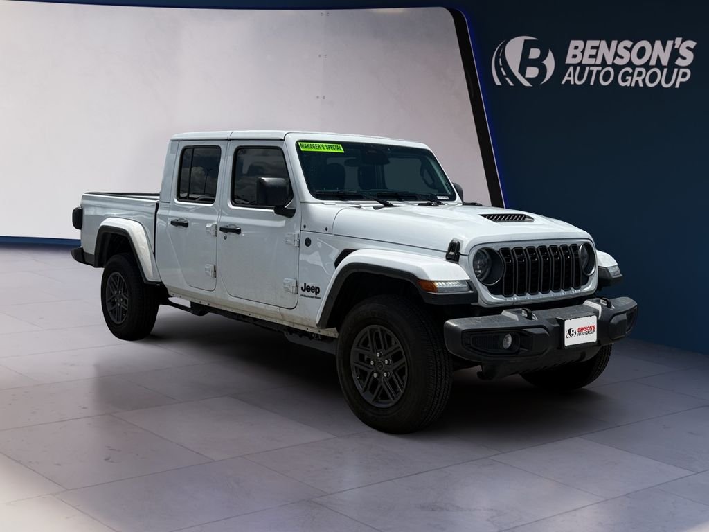 New 2026 Bright White Clear-Coat Exterior Paint Jeep Sport S image 7