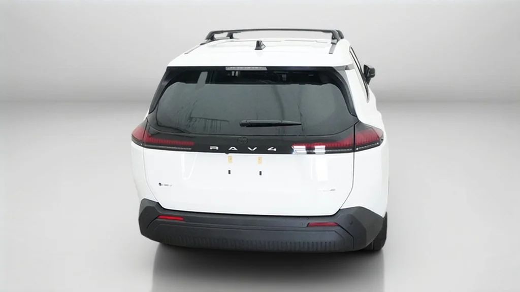 New 2026 Ice Cap Toyota XLE Premium image 12