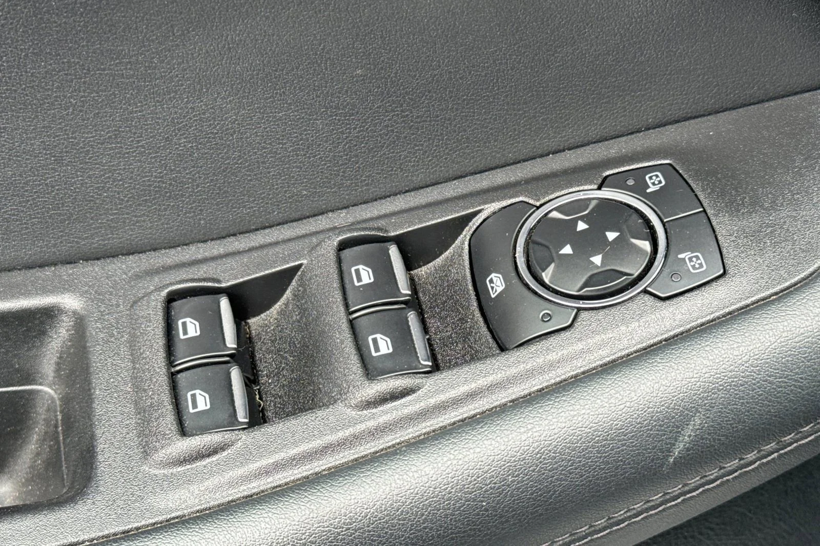 Used 2024 Iconic Silver Ford SEL image 11
