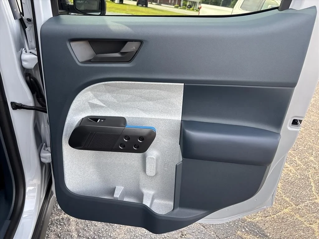 2026 Ford Maverick XLT - Photo 15