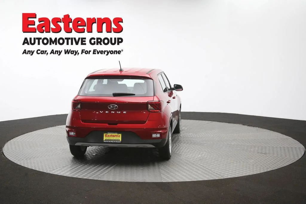 Used 2025 Red Hyundai SE image 36