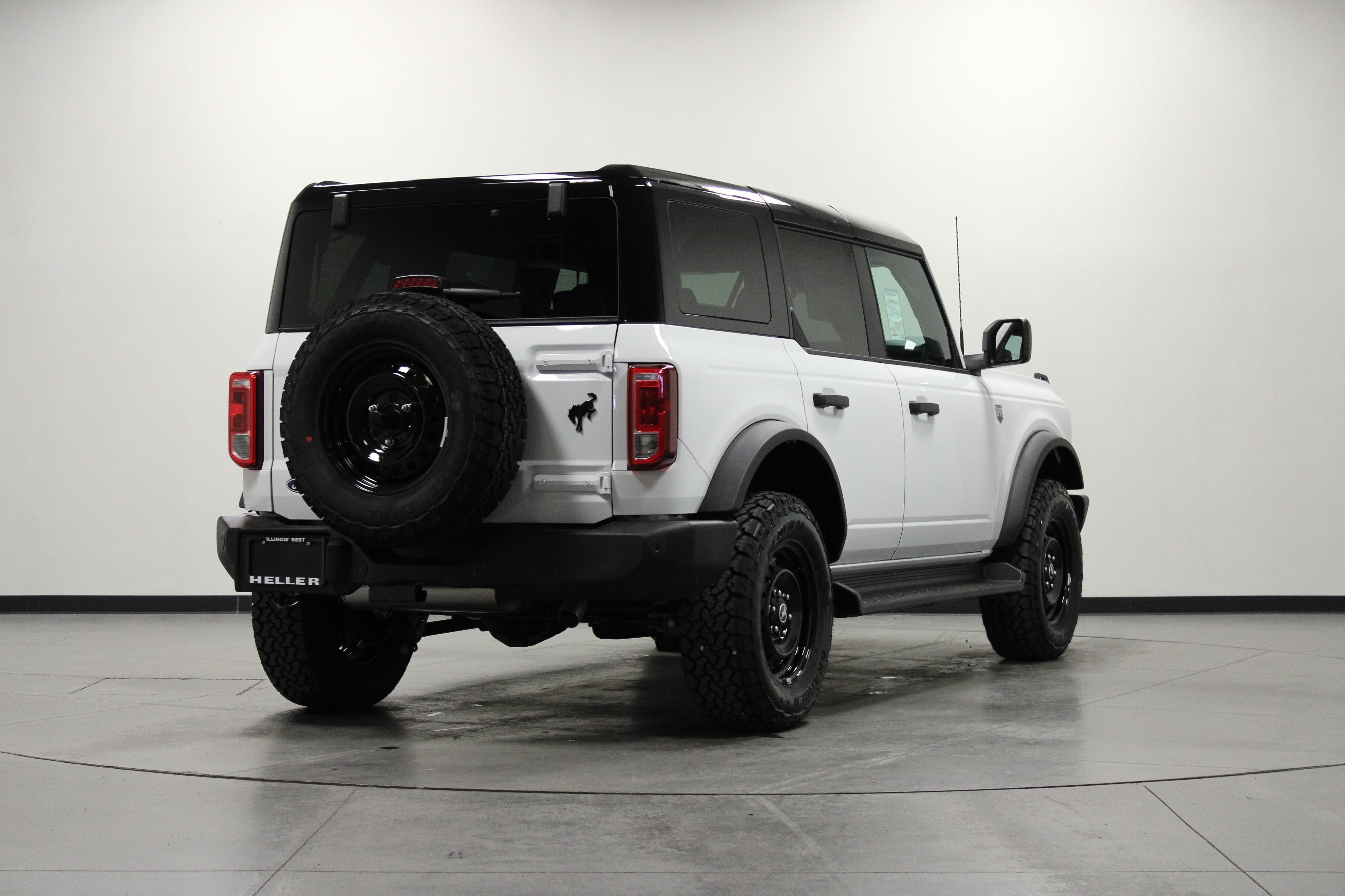 New 2026 Oxford White Ford Big Bend image 4