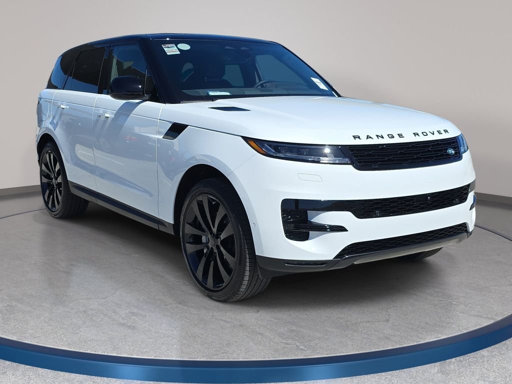 New 2026 Fuji White Land Rover SE image 3