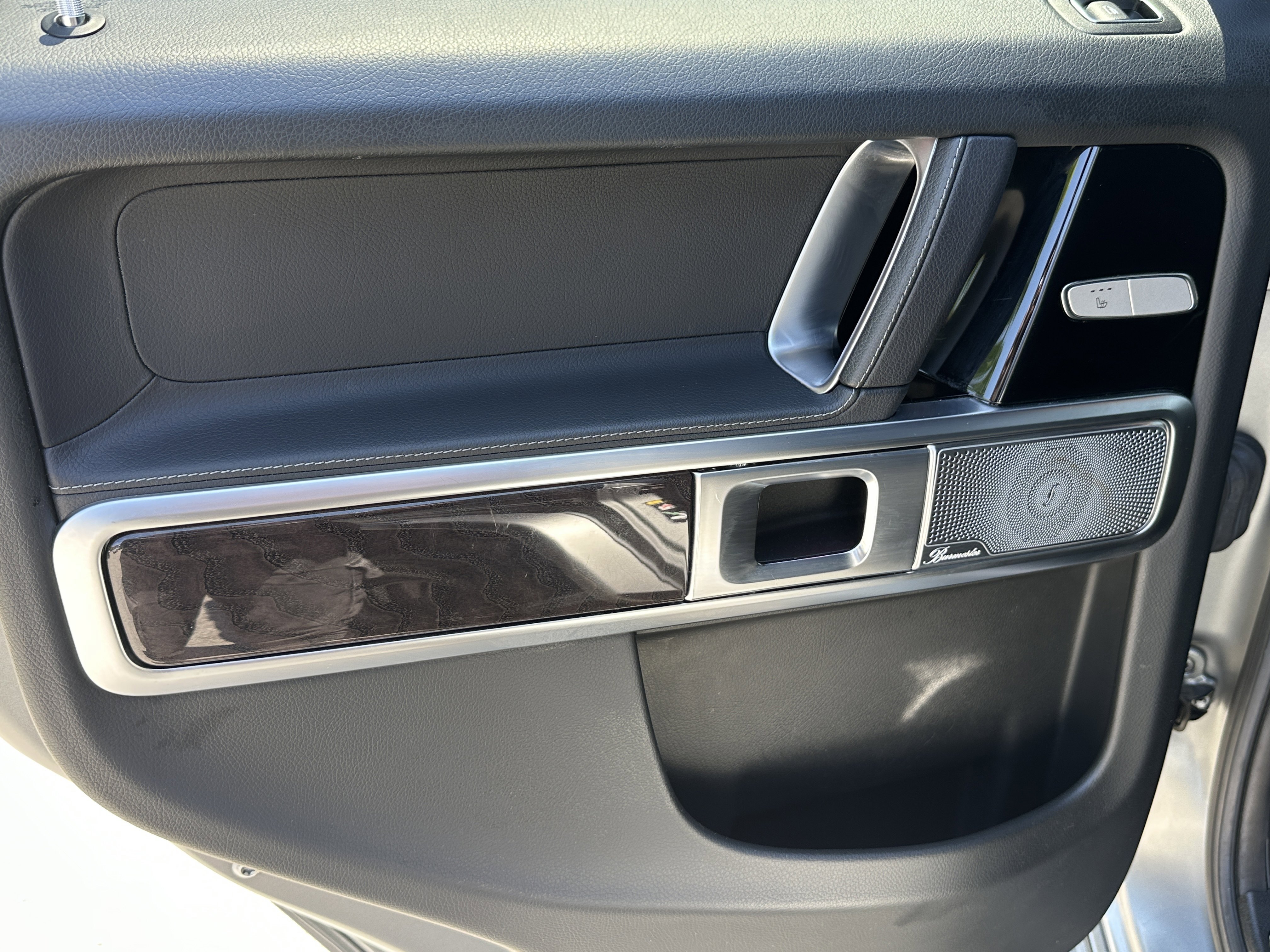 Used 2022 Platinum Magno Mercedes-Benz G 550 image 25