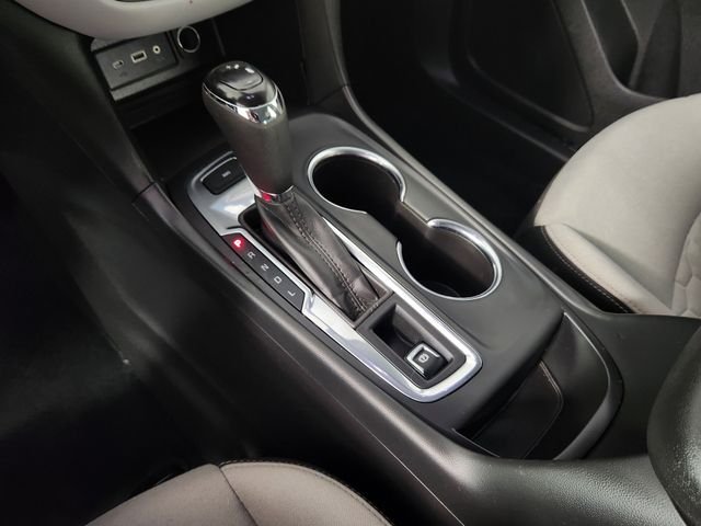 Used 2021 White Chevrolet LS image 29