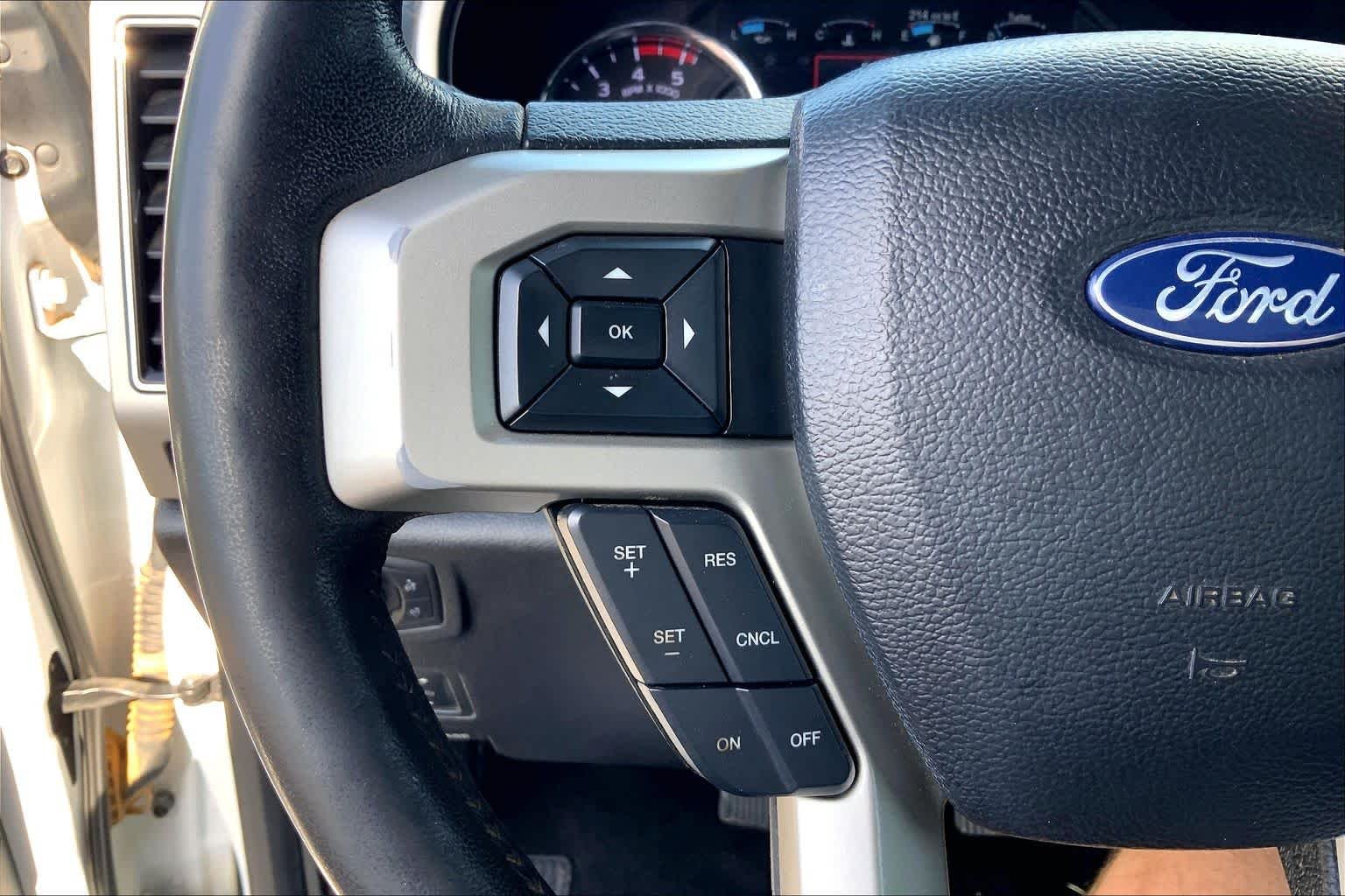 Used 2019 Oxford White Ford LARIAT image 24