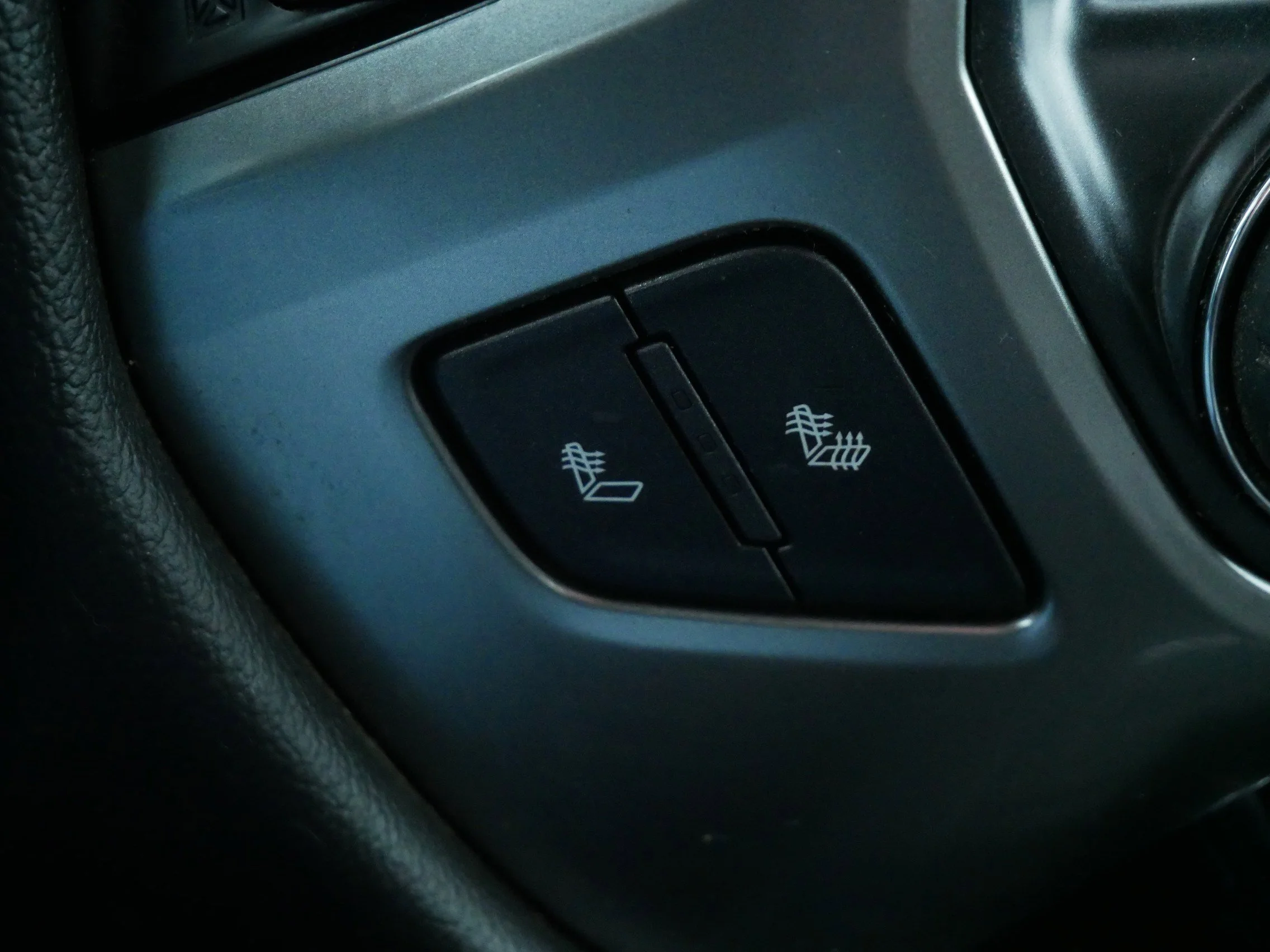 Used 2015 Black Chevrolet LT image 26