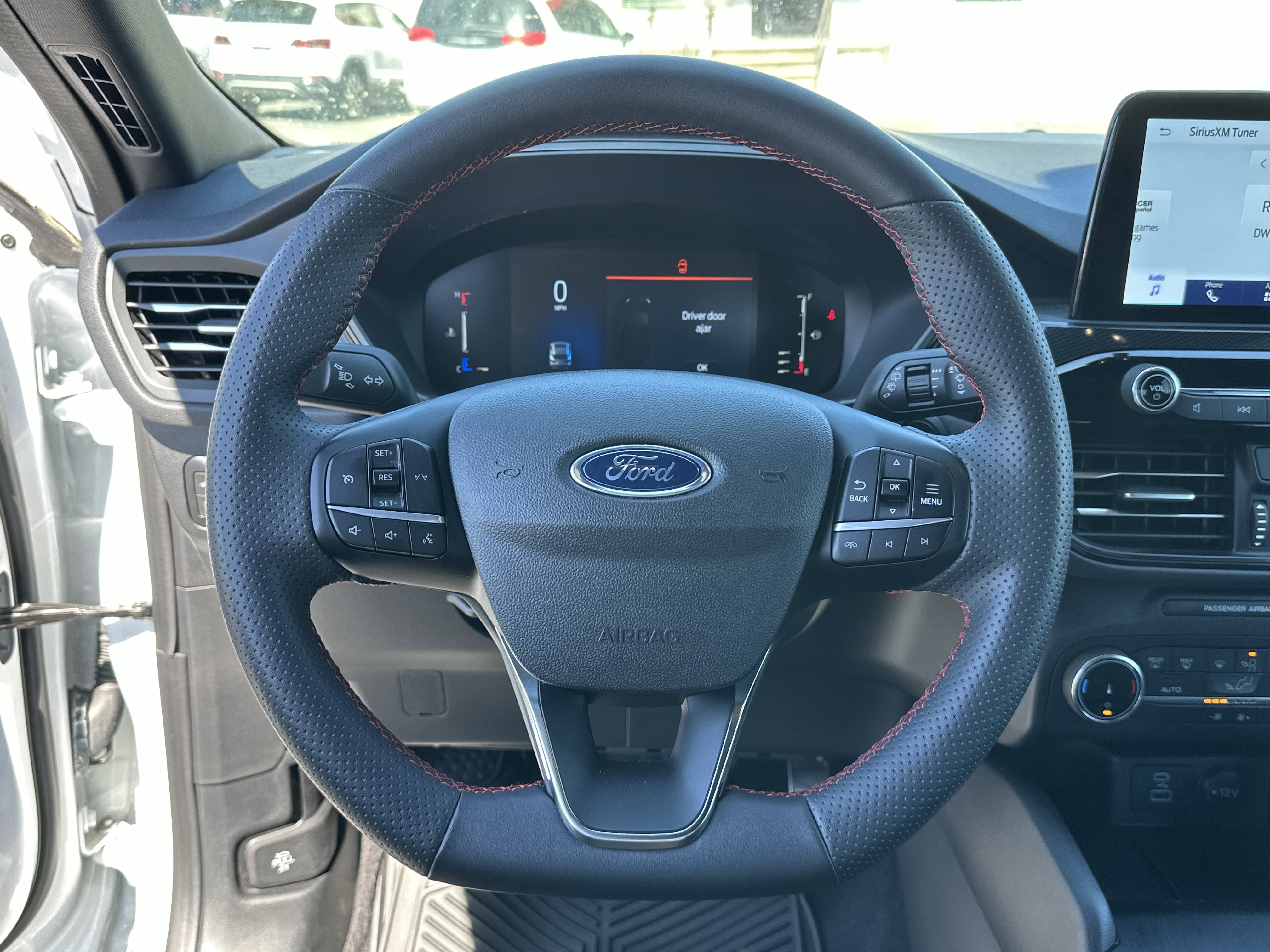 Used 2023 OXFORD WHITE Ford ST-Line image 28