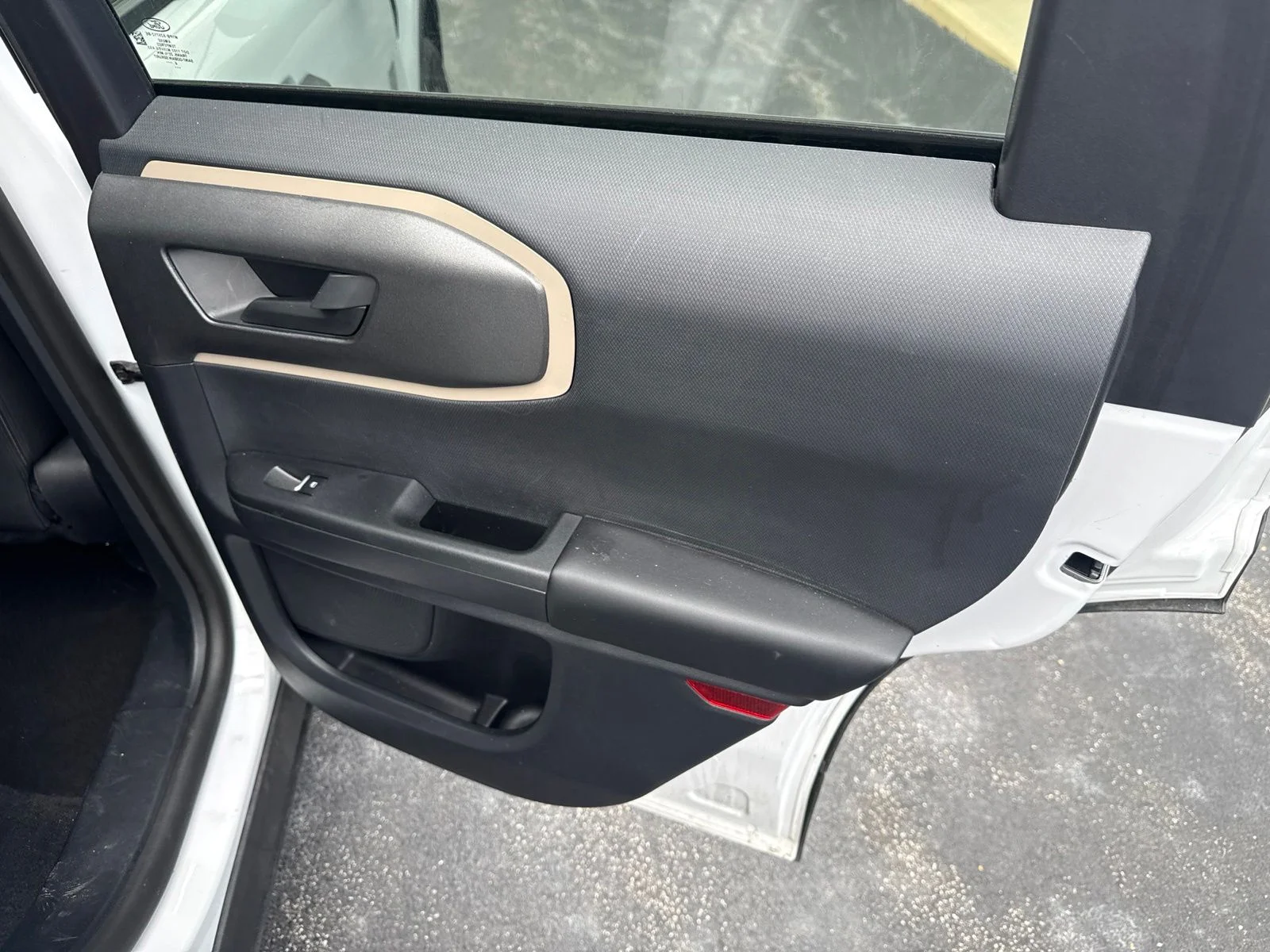 Used 2025 White Ford Big Bend image 20