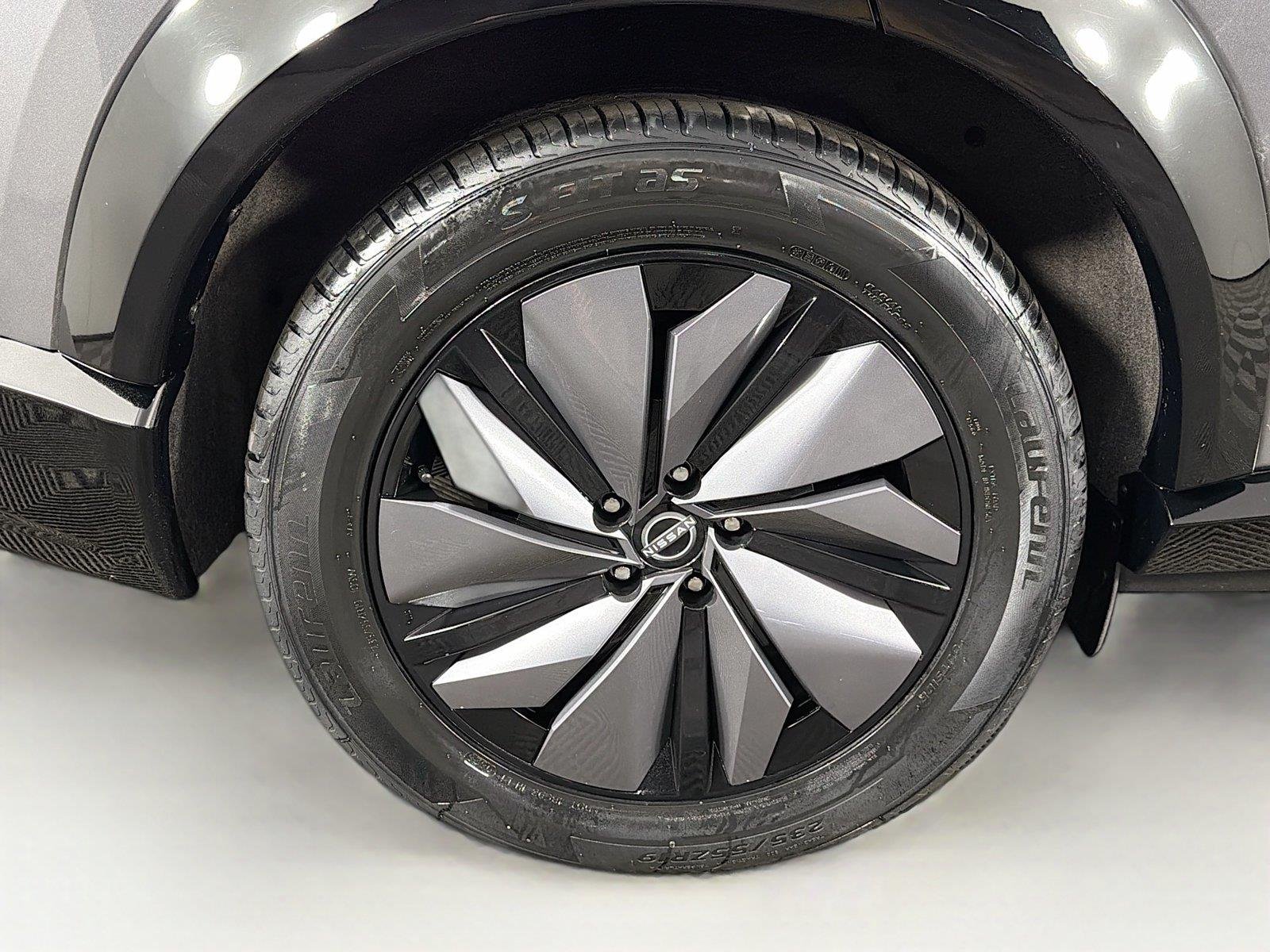 Used 2023 Gun Metallic Nissan ENGAGE image 35