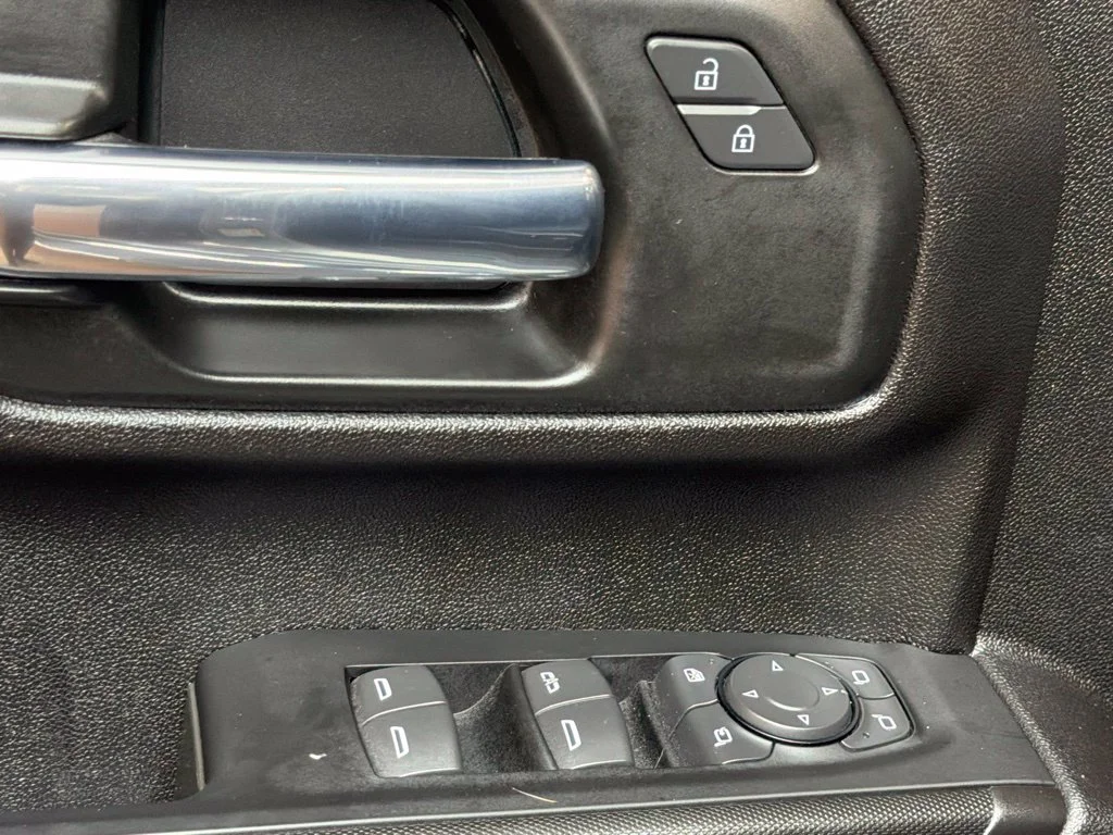 Used 2025 Sterling Gray Metallic Chevrolet Custom image 19