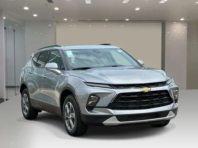 Used 2024 Gray Chevrolet LT image 6