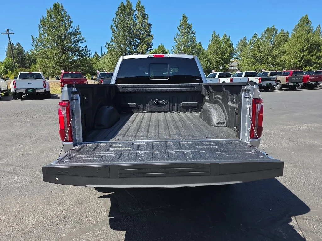 New 2026 Iconic Silver Metallic Ford Lariat® image 9