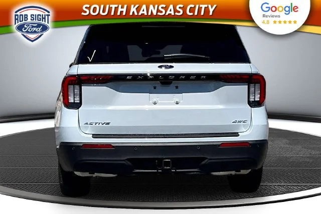 New 2026 Space White Metallic Ford Active image 4