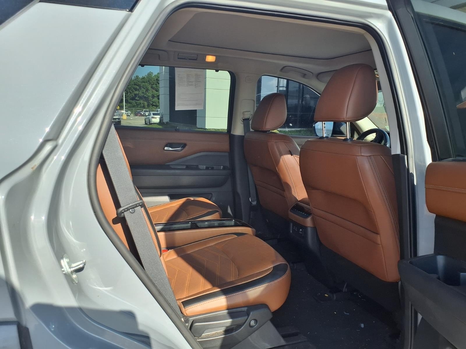 2023 Nissan Pathfinder Platinum  at Robbins Nissan
