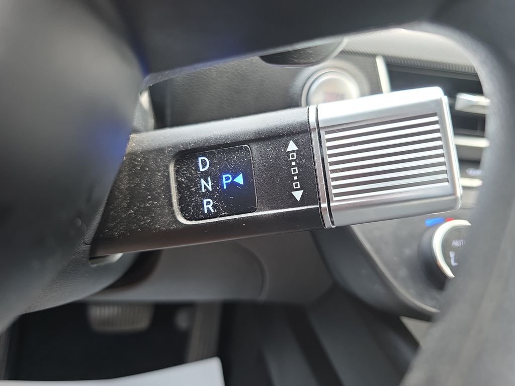 Used 2024 Onyx Black Hyundai SEL image 30