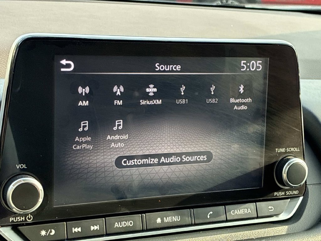 Used 2023 Silver Nissan SV image 29