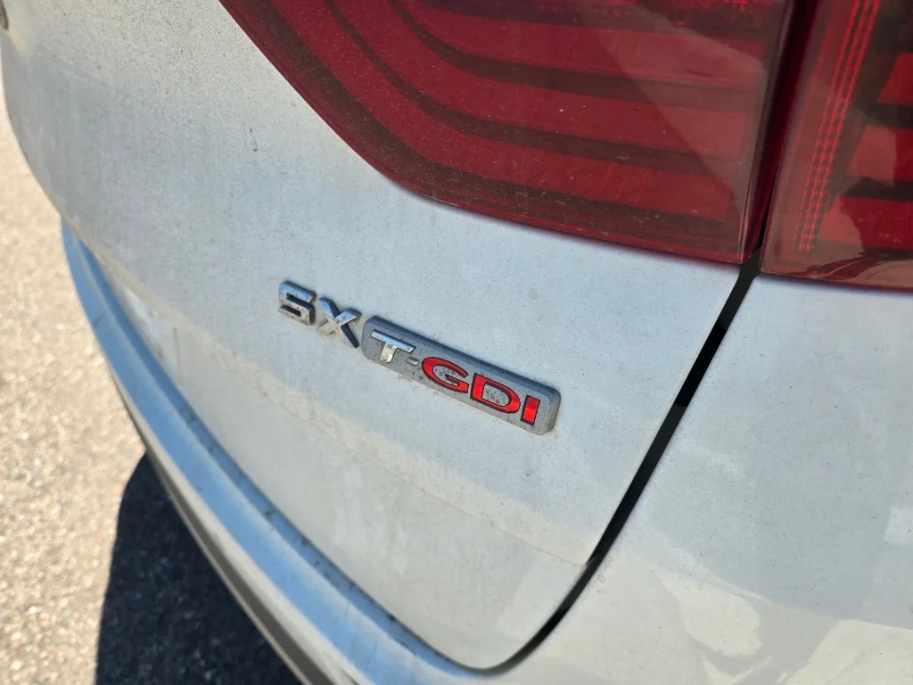 Used 2018 Snow White Pearl Kia SX Turbo image 10