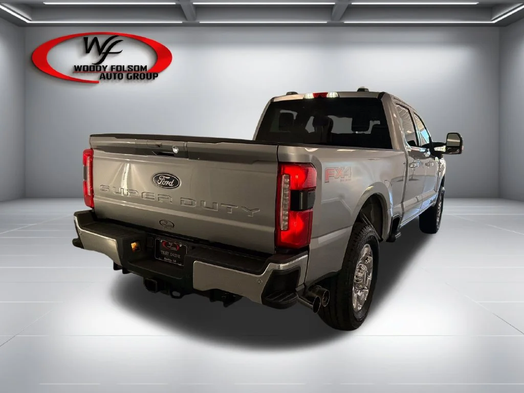 New 2027 Iconic Silver Metallic Ford F-250® Lariat® image 6