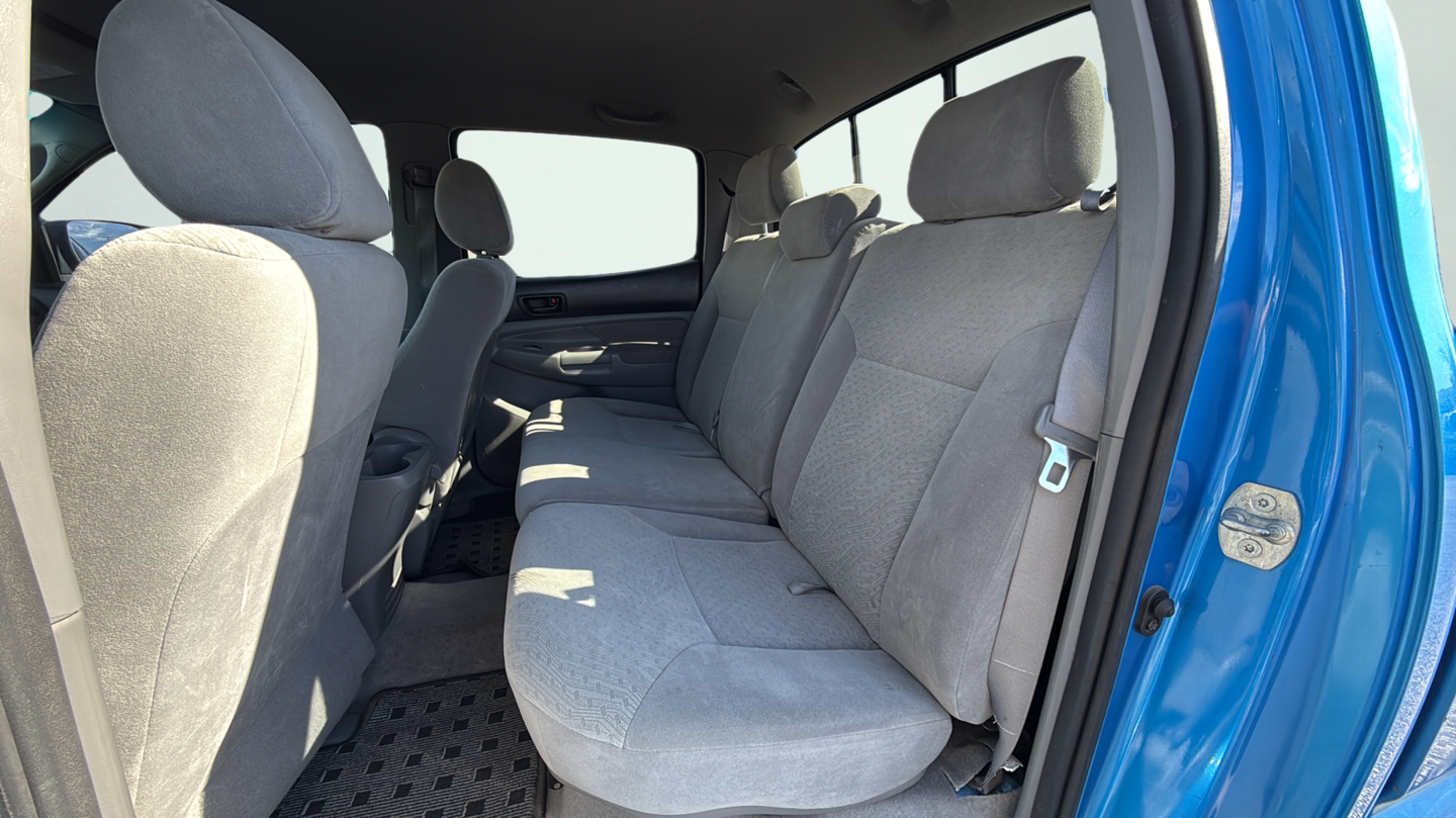 Used 2007 Blue Toyota Base image 10