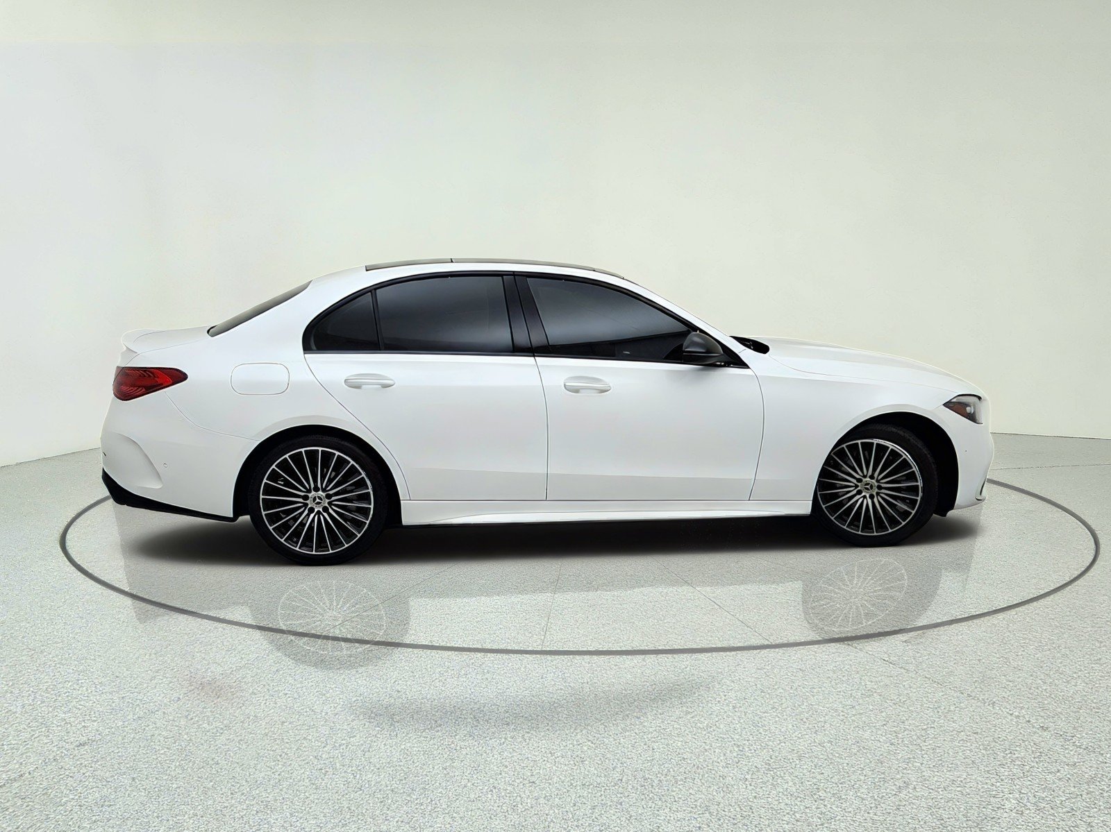 Certified Used 2024 MANUFAKTUR Moonlight White Metallic Mercedes-Benz C 300 image 5