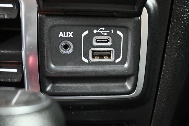 Used 2024 Blue Jeep Sport S image 28