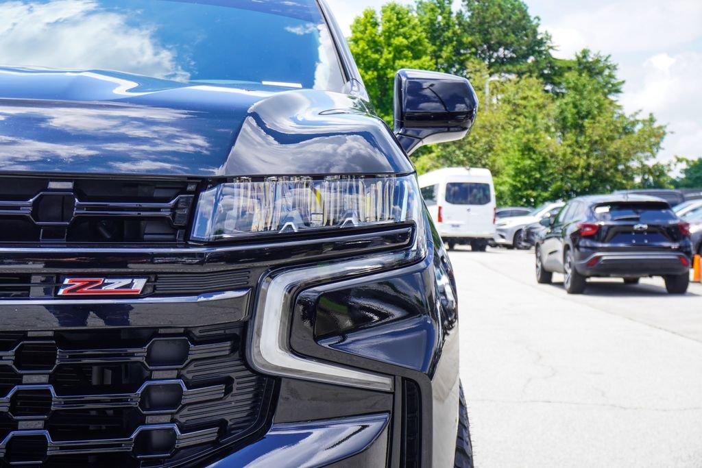 Used 2024 Black Chevrolet Z71 image 34